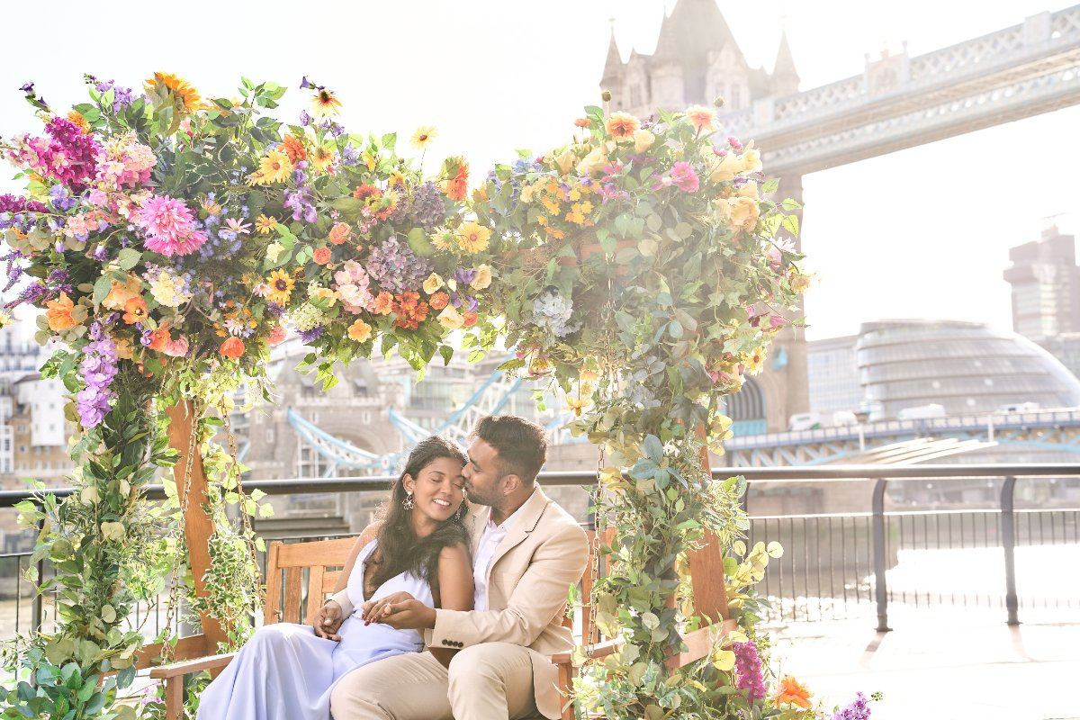 Aswanee & Pravin pre-wedding shoot at Tower Bridge — pre-wedding photography by Heston Photo