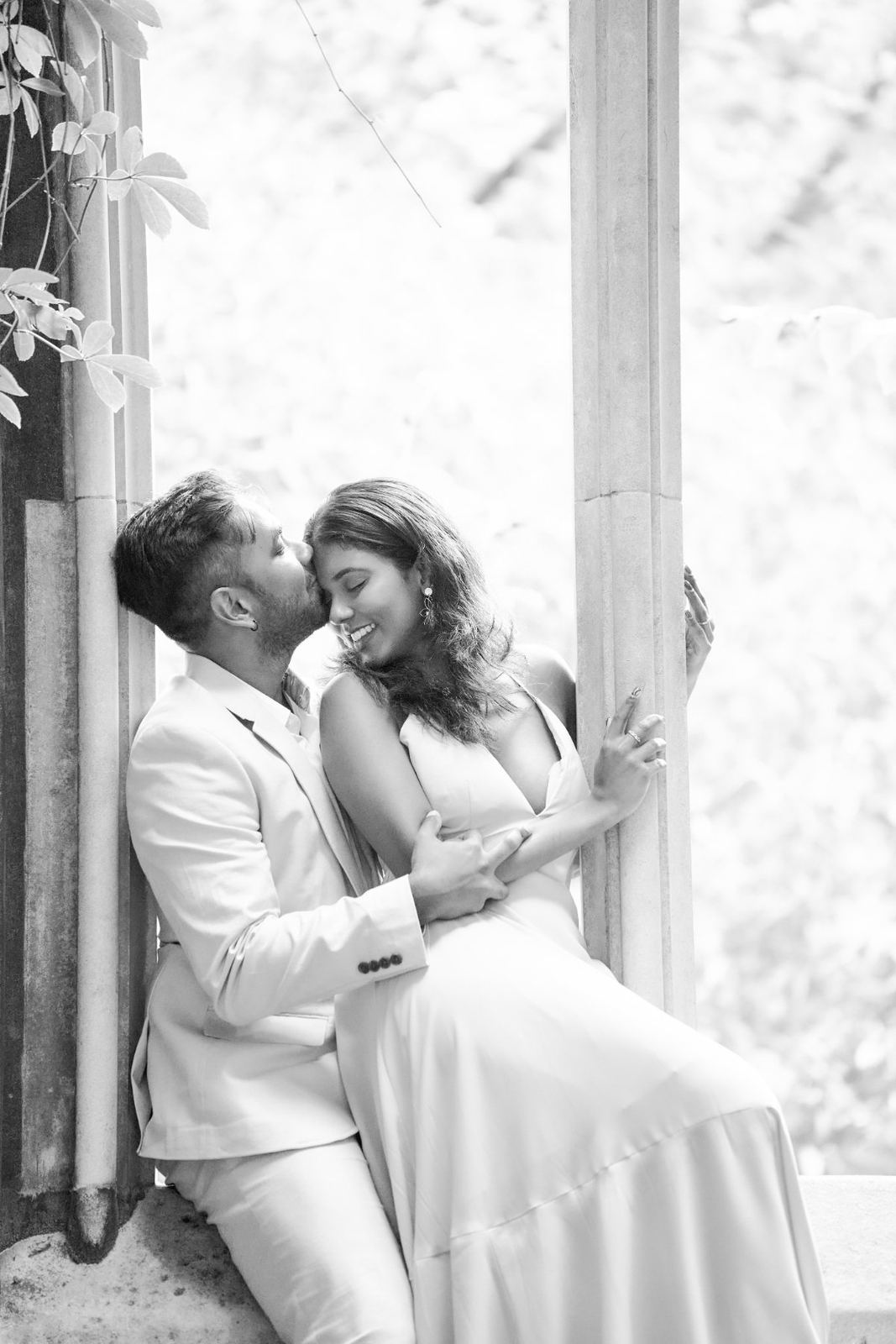 Aswanee & Pravin pre-wedding shoot at Tower Bridge — pre-wedding photography by Heston Photo