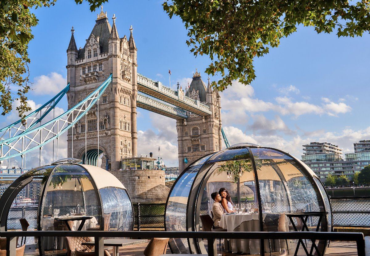 Aswanee & Pravin — Tower Bridge Pre-Wedding Shoot — Heston Photo