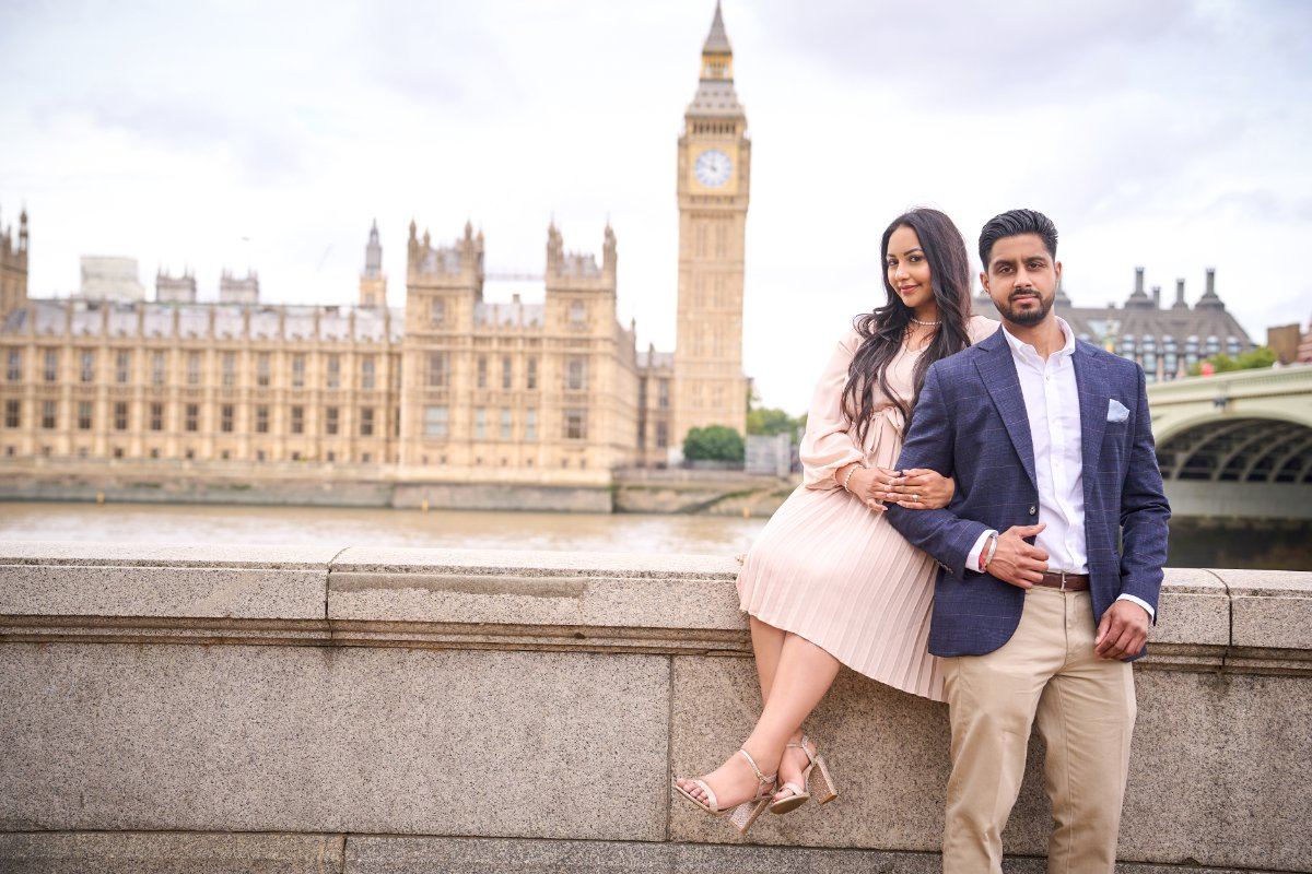 Jagroop & Parmesh pre-wedding shoot at Central London — pre-wedding photography by Heston Photo