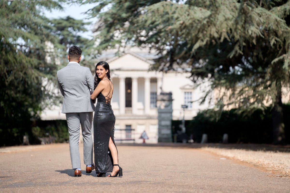 Karishma & Asheesh pre-wedding shoot at Chiswick House — pre-wedding photography by Heston Photo