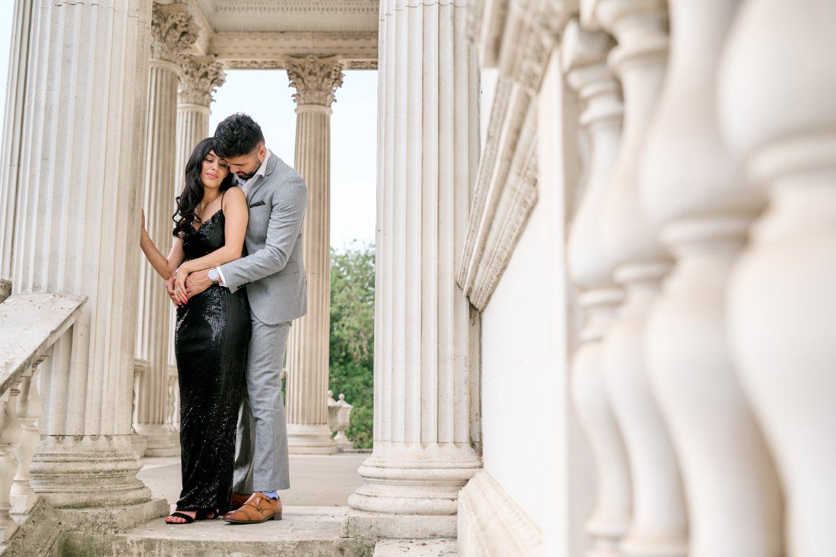 Karishma & Asheesh pre-wedding shoot at Chiswick House — pre-wedding photography by Heston Photo