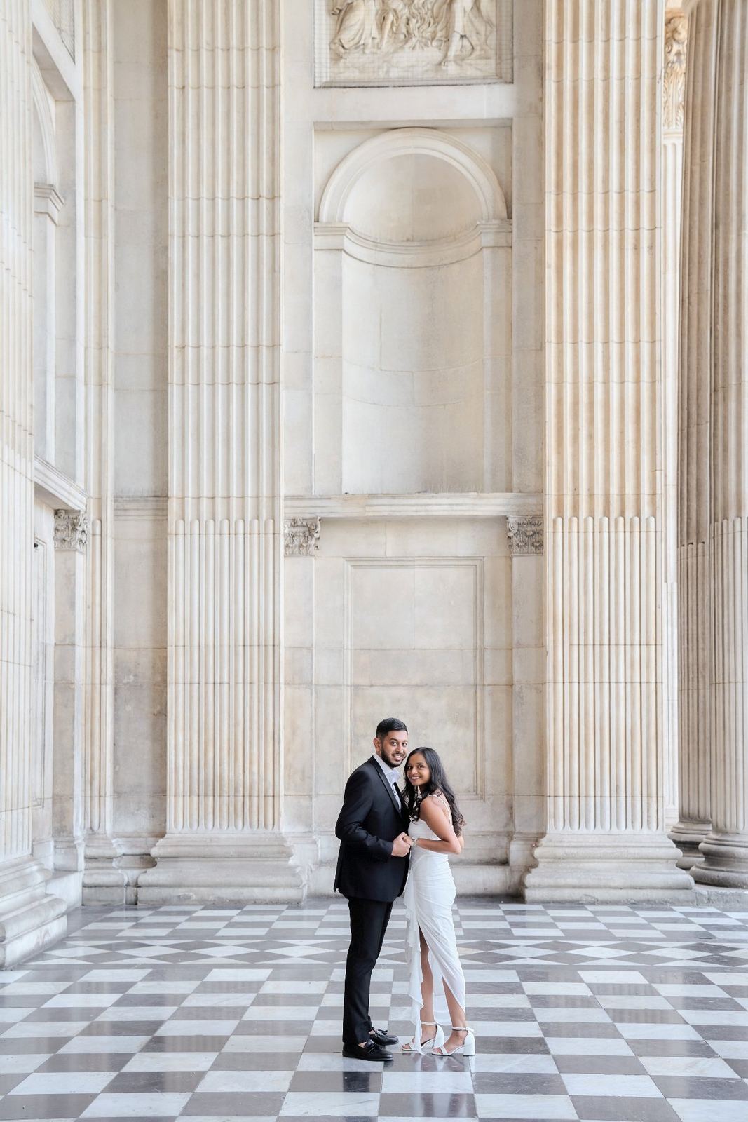 Valisha & Priyesh pre-wedding shoot at St Paul's Cathedral — pre-wedding photography by Heston Photo