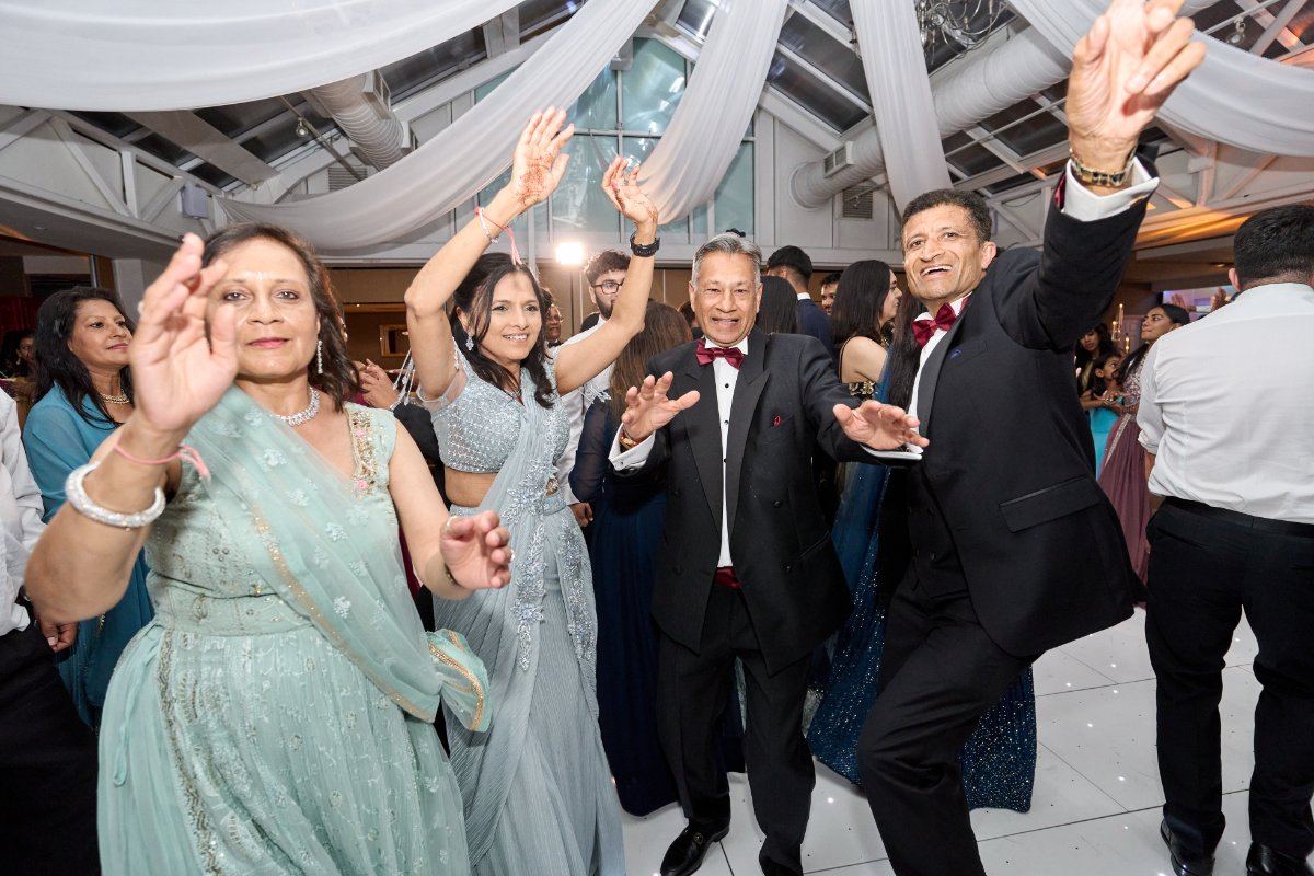 Dil & Aashni wedding at Manor of groves — Asian wedding photography by Heston Photo