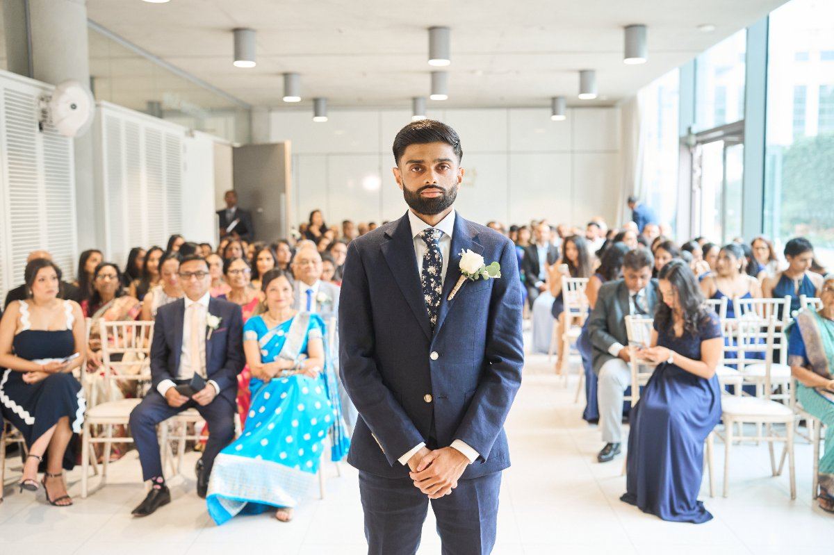 Ektaa & Hiten wedding at Brent Town Hall — Asian wedding photography by Heston Photo