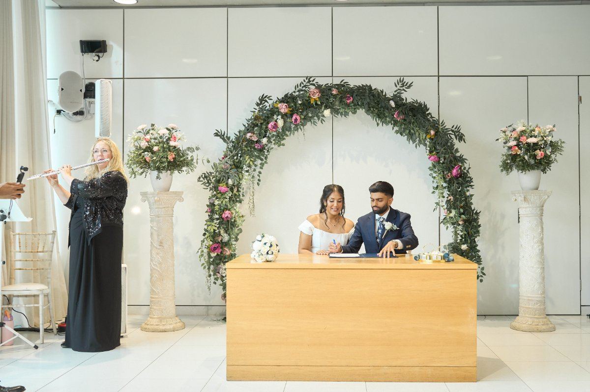 Ektaa & Hiten wedding at Brent Town Hall — Asian wedding photography by Heston Photo