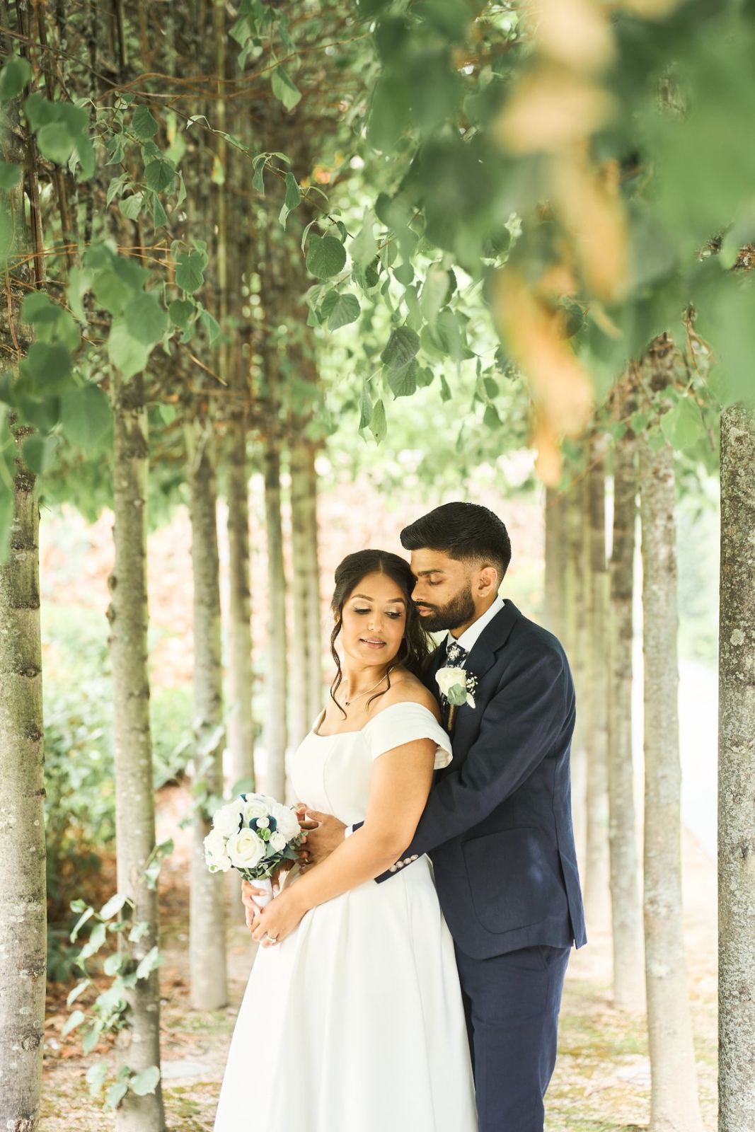 Ektaa & Hiten wedding at Brent Town Hall — Asian wedding photography by Heston Photo