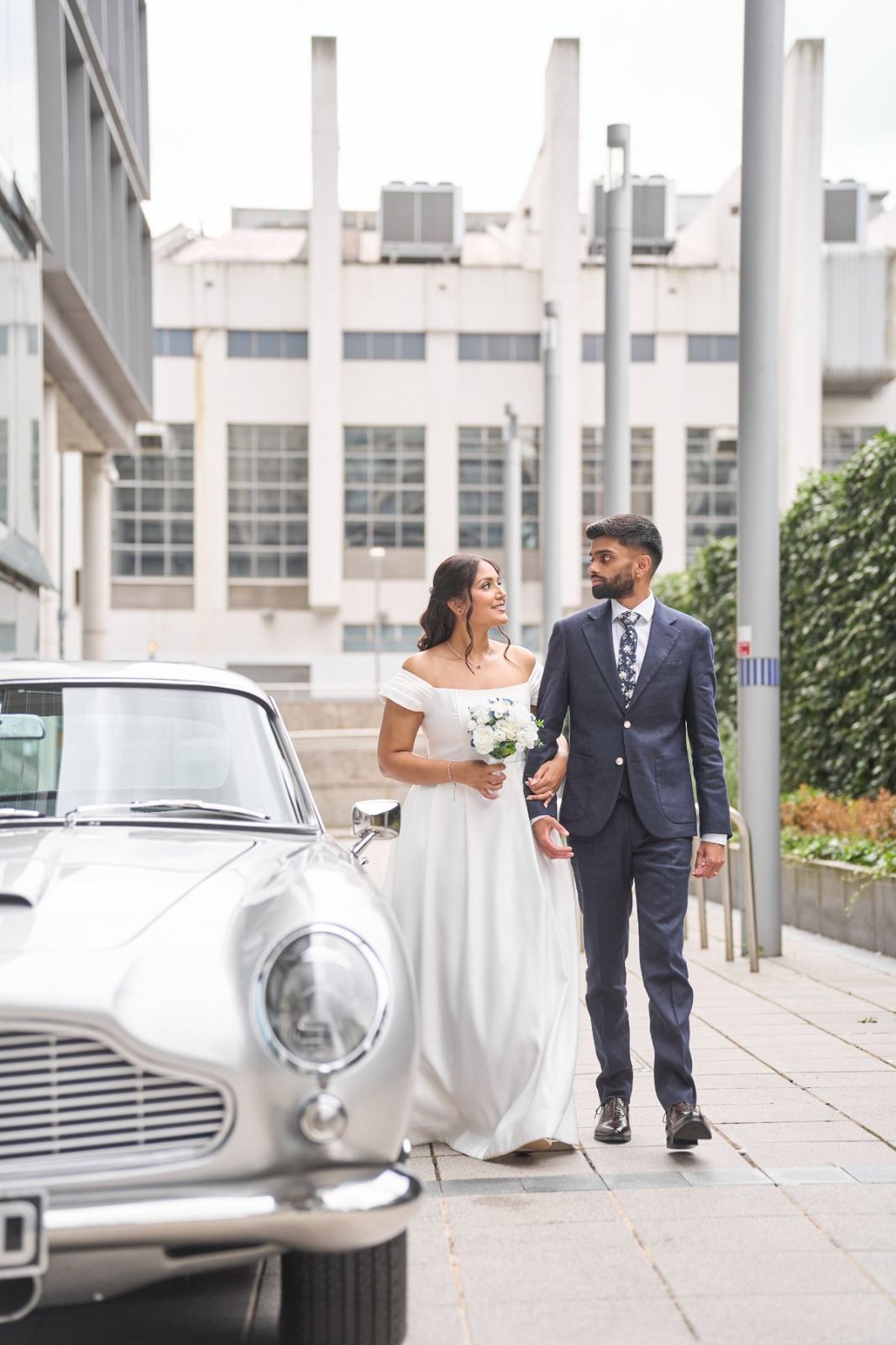 Ektaa & Hiten wedding at Brent Town Hall — Asian wedding photography by Heston Photo