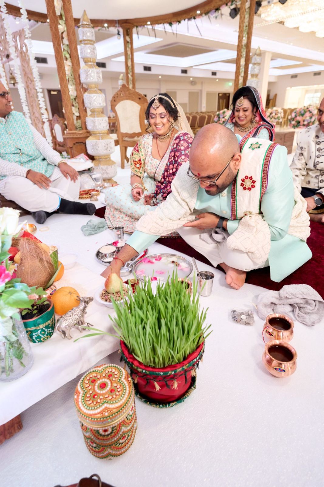 Harsh & Riana wedding at Willesden Temple — Asian wedding photography by Heston Photo