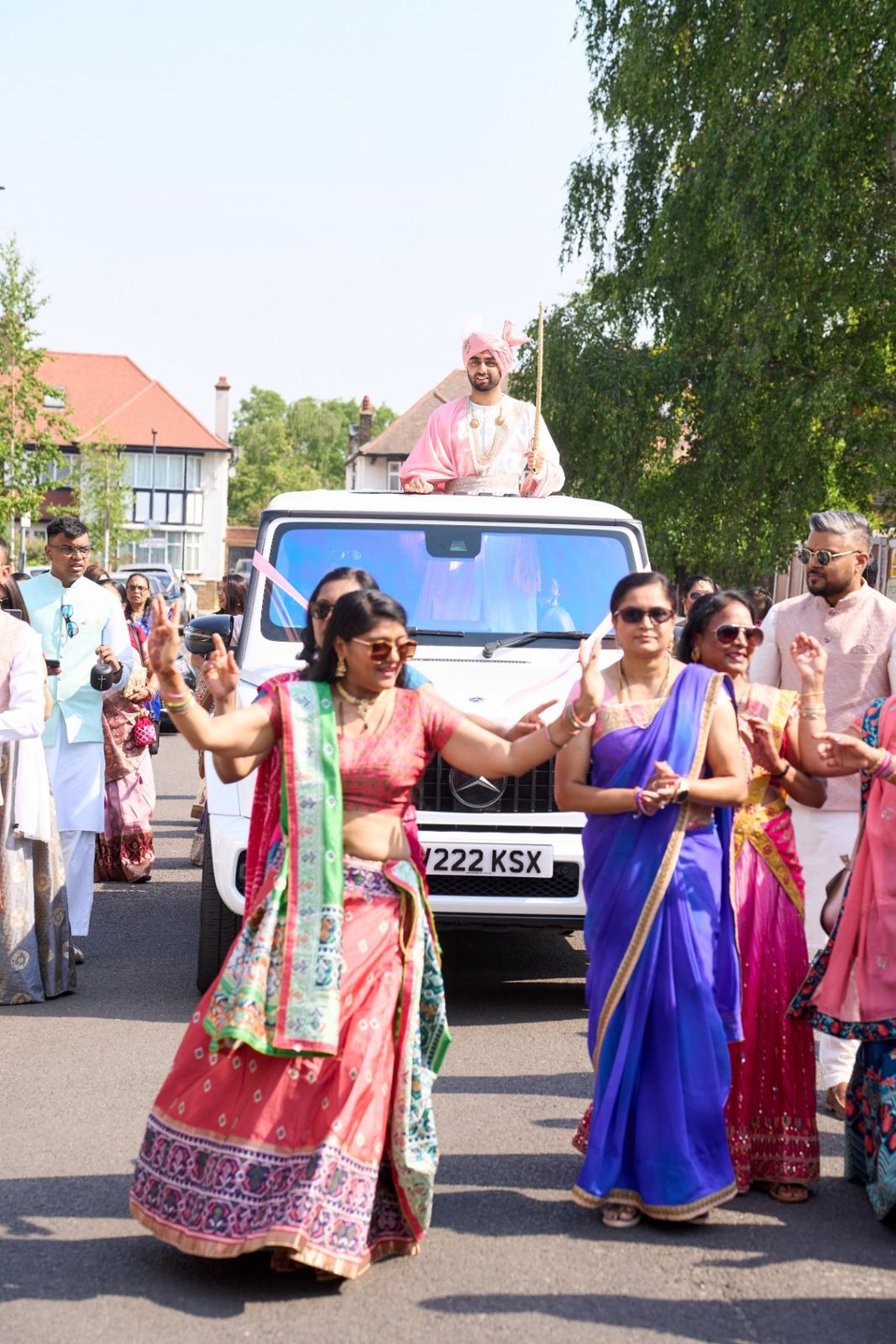 Harsh & Riana wedding at Willesden Temple — Asian wedding photography by Heston Photo