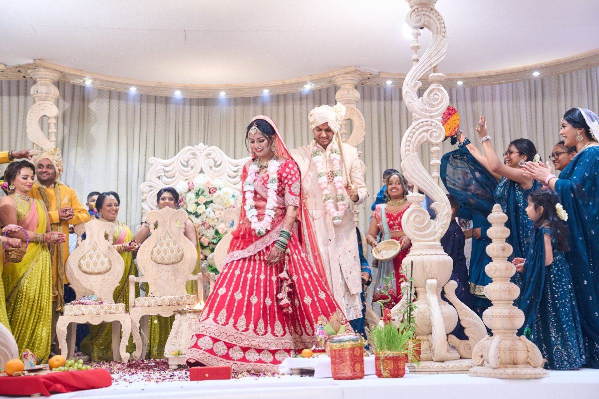Harshil& Mitisha wedding at London — Asian wedding photography by Heston Photo