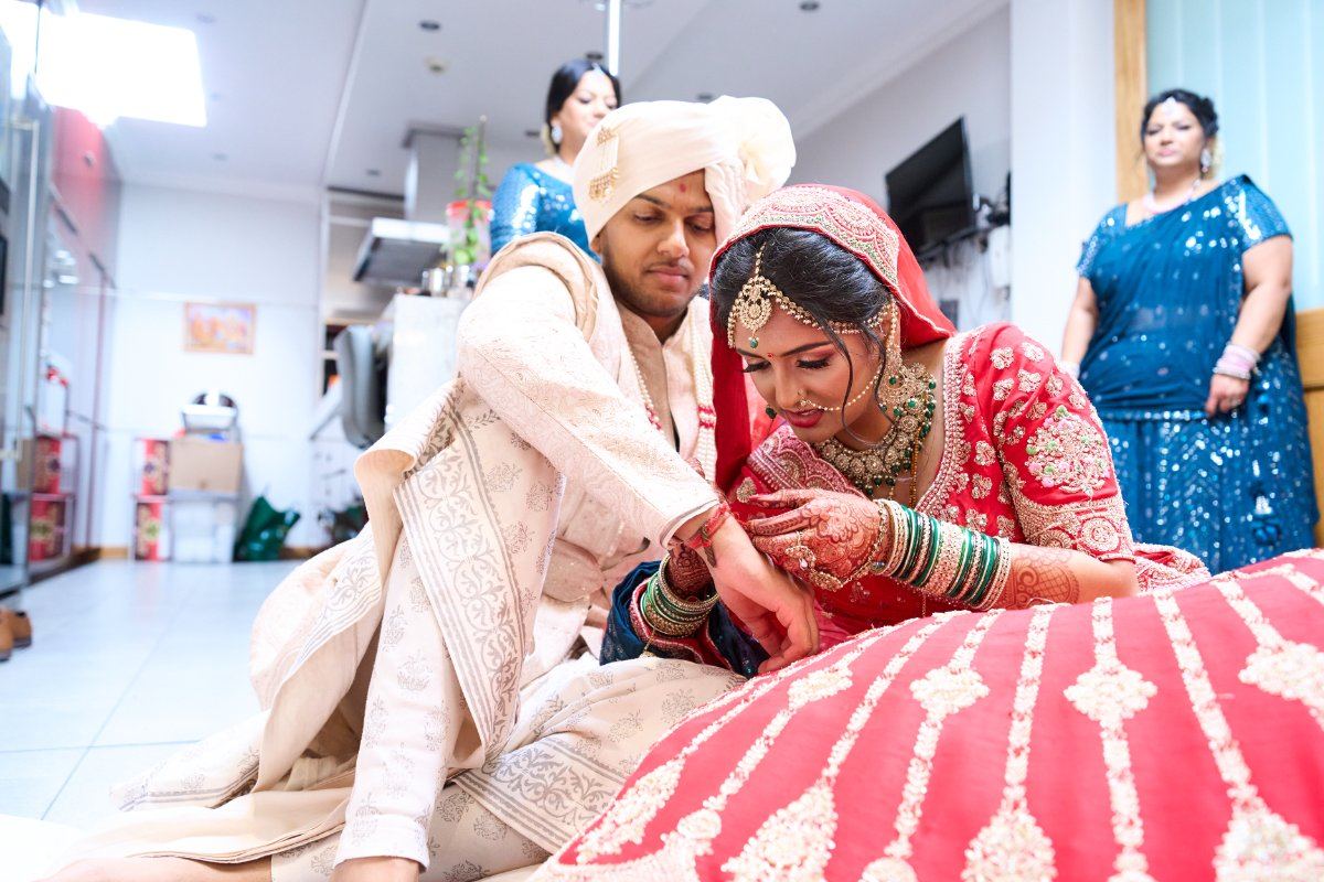 Harshil& Mitisha wedding at London — Asian wedding photography by Heston Photo