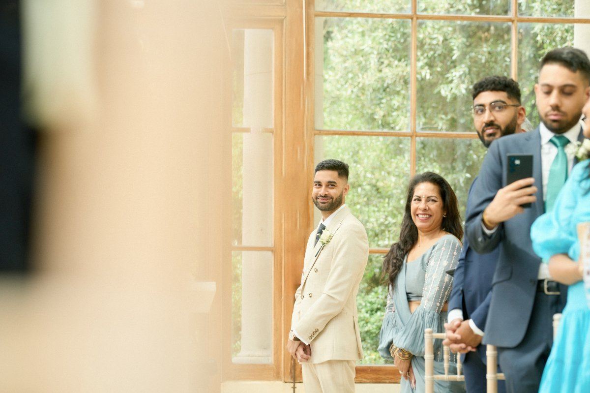 Krishna & Rishi wedding at Kew Gardens — Asian wedding photography by Heston Photo