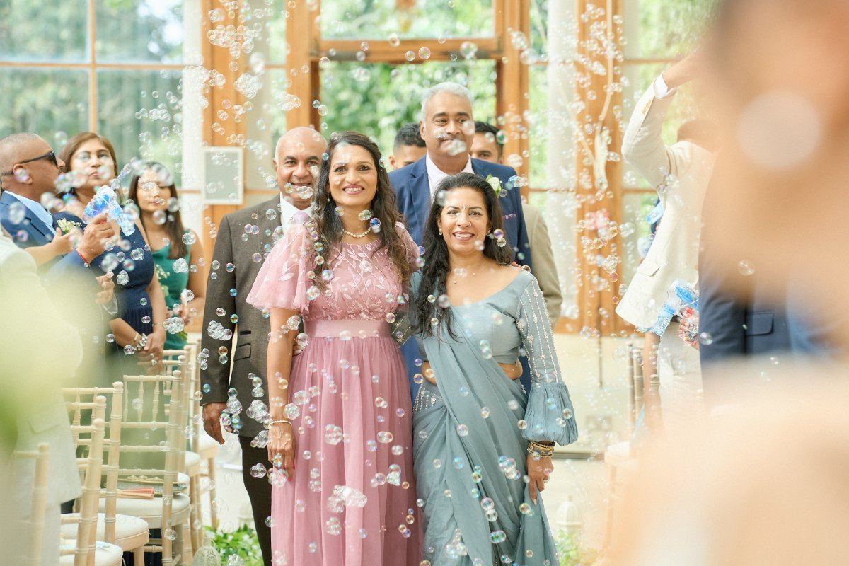 Krishna & Rishi wedding at Kew Gardens — Asian wedding photography by Heston Photo