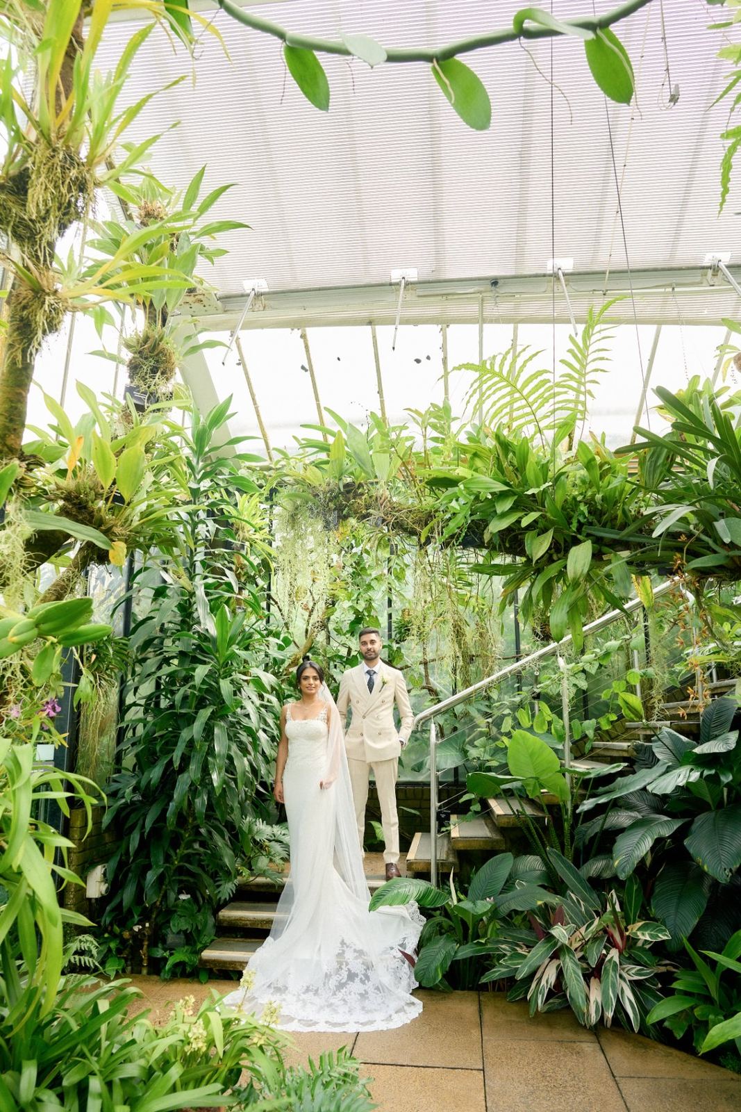 Krishna & Rishi wedding at Kew Gardens — Asian wedding photography by Heston Photo