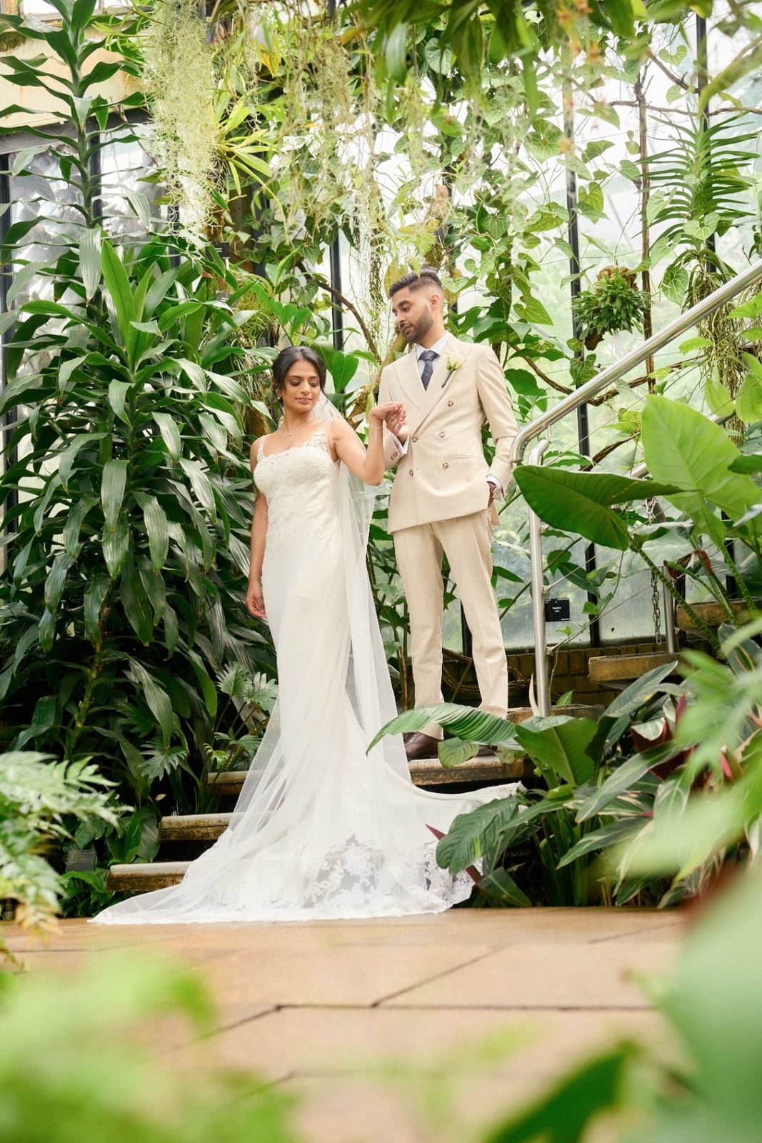 Krishna & Rishi wedding at Kew Gardens — Asian wedding photography by Heston Photo