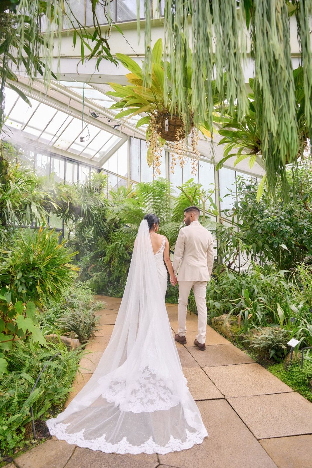 Krishna & Rishi wedding at Kew Gardens — Asian wedding photography by Heston Photo