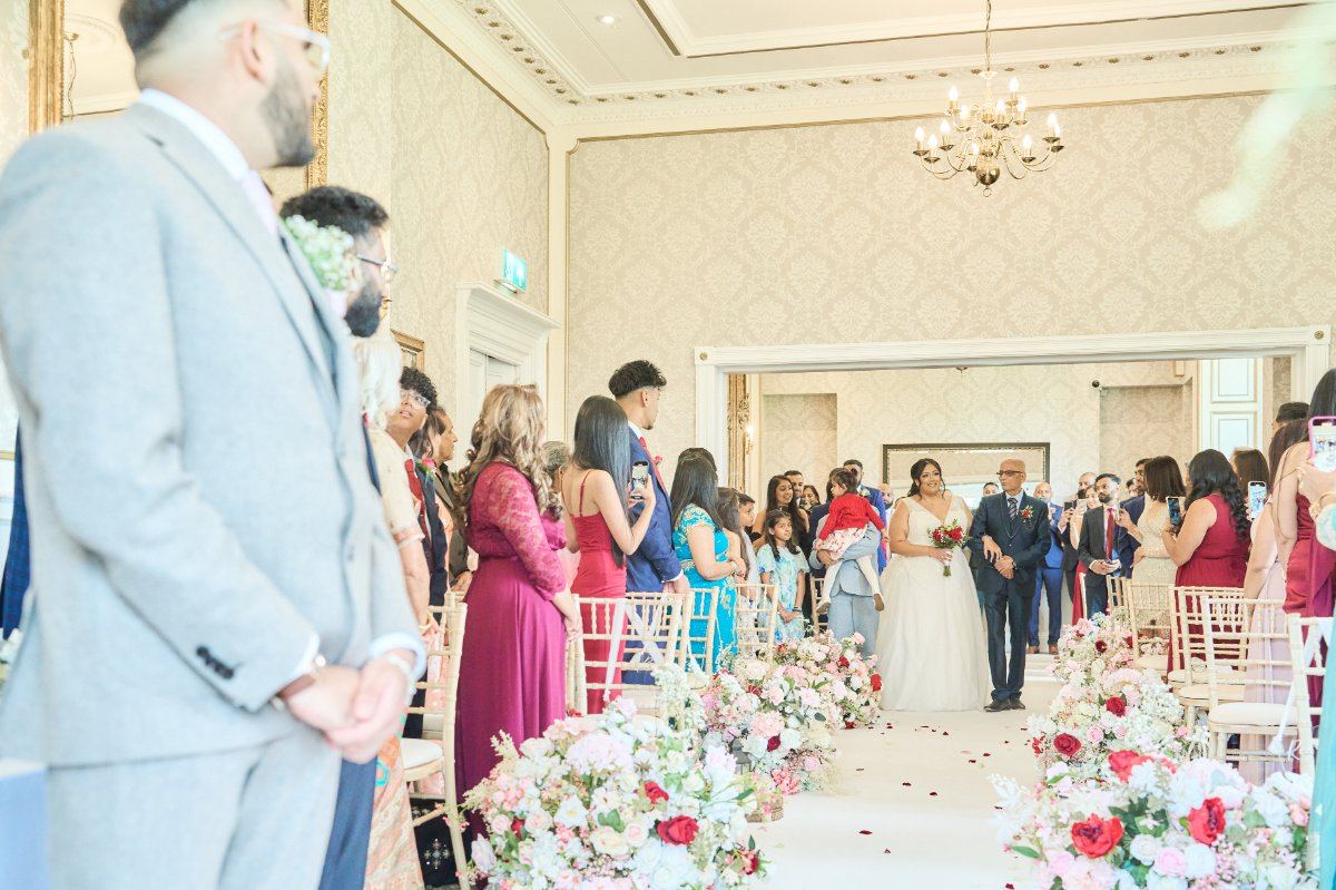 Pavan & Chandni wedding at Shendish Manor — Asian wedding photography by Heston Photo