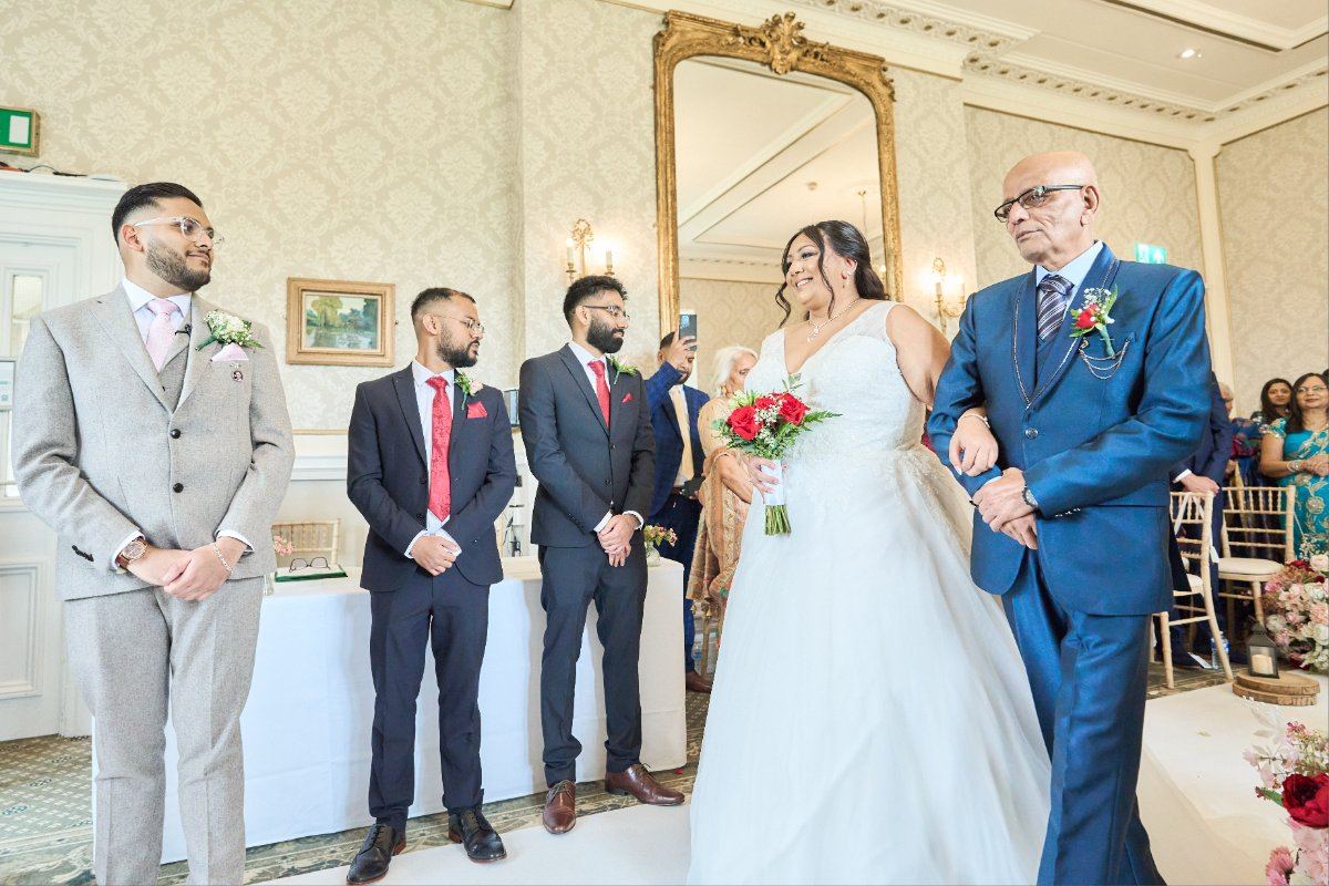 Pavan & Chandni wedding at Shendish Manor — Asian wedding photography by Heston Photo