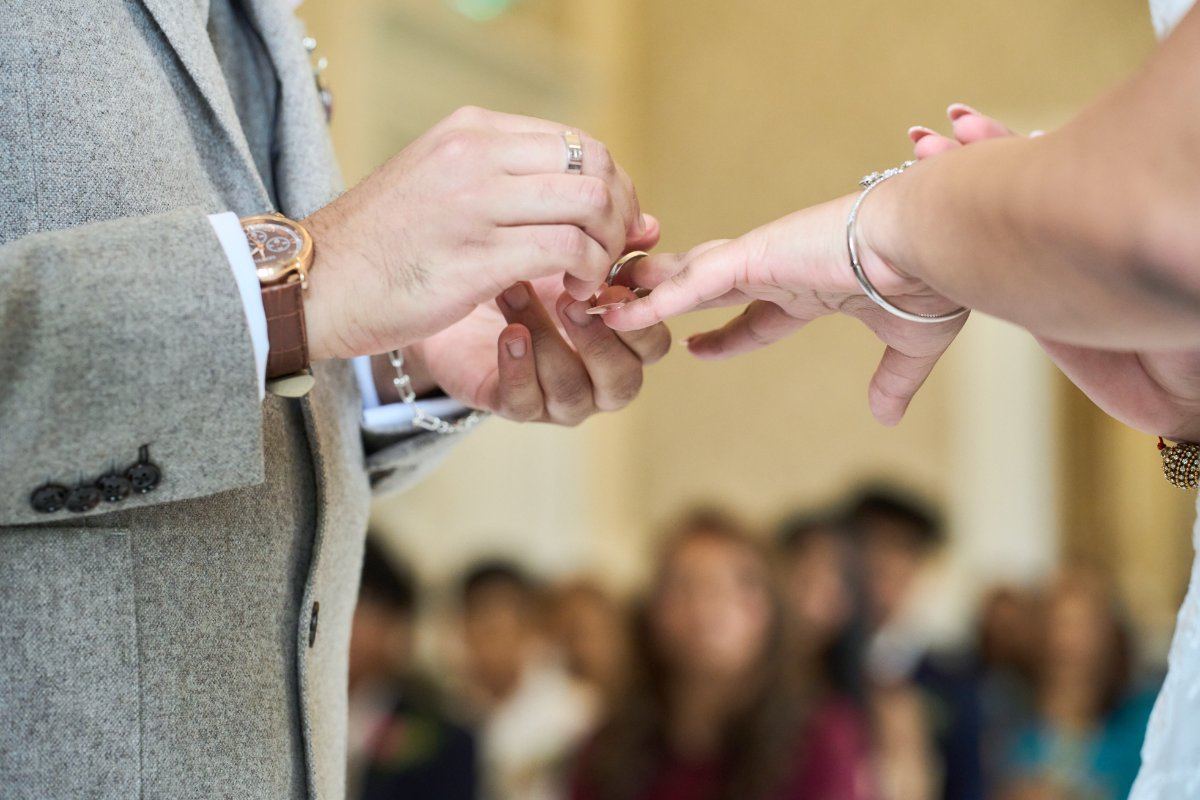 Pavan & Chandni wedding at Shendish Manor — Asian wedding photography by Heston Photo