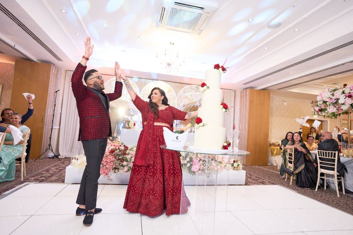 Pavan & Chandni wedding at Shendish Manor — Asian wedding photography by Heston Photo