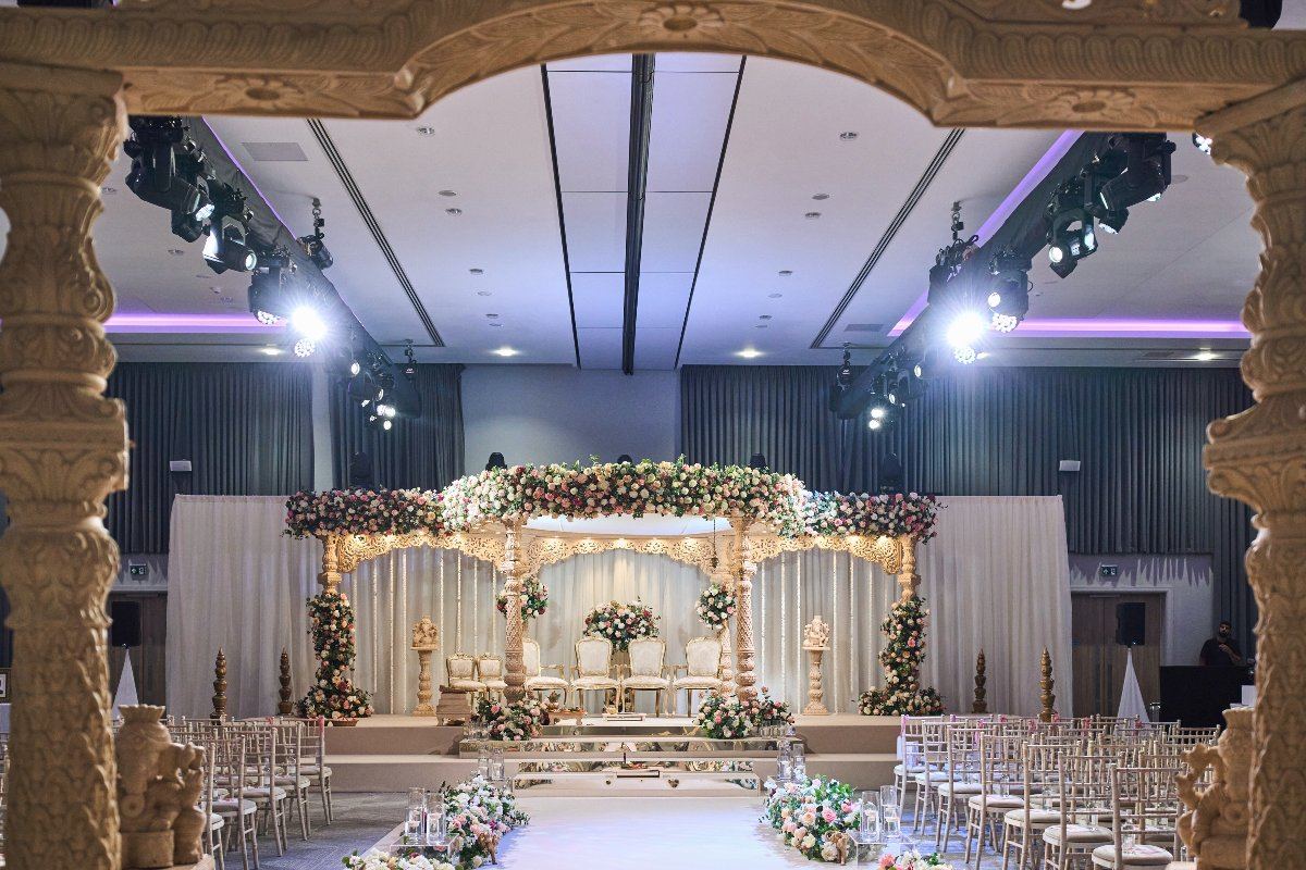 Raj & Priya wedding at East Side Rooms — Asian wedding photography by Heston Photo