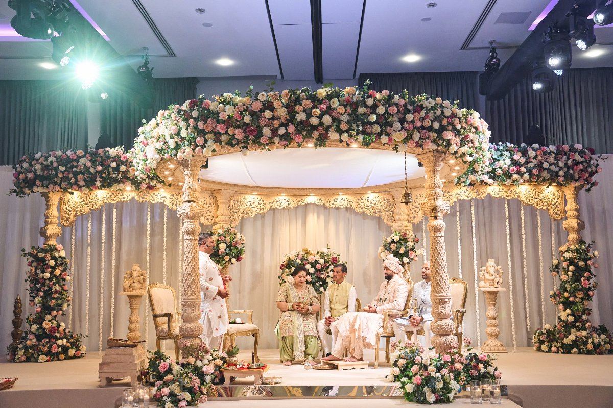 Raj & Priya wedding at East Side Rooms — Asian wedding photography by Heston Photo