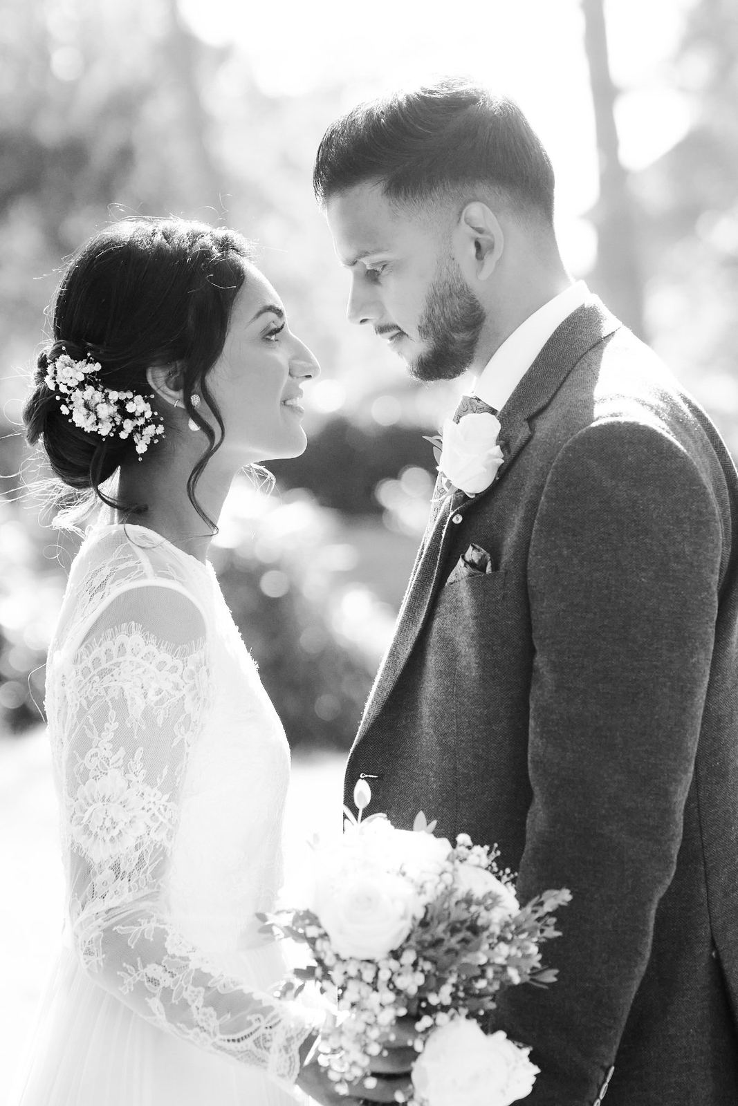 Roshni & Arjun wedding at Sattavis pattidar Centre — Asian wedding photography by Heston Photo