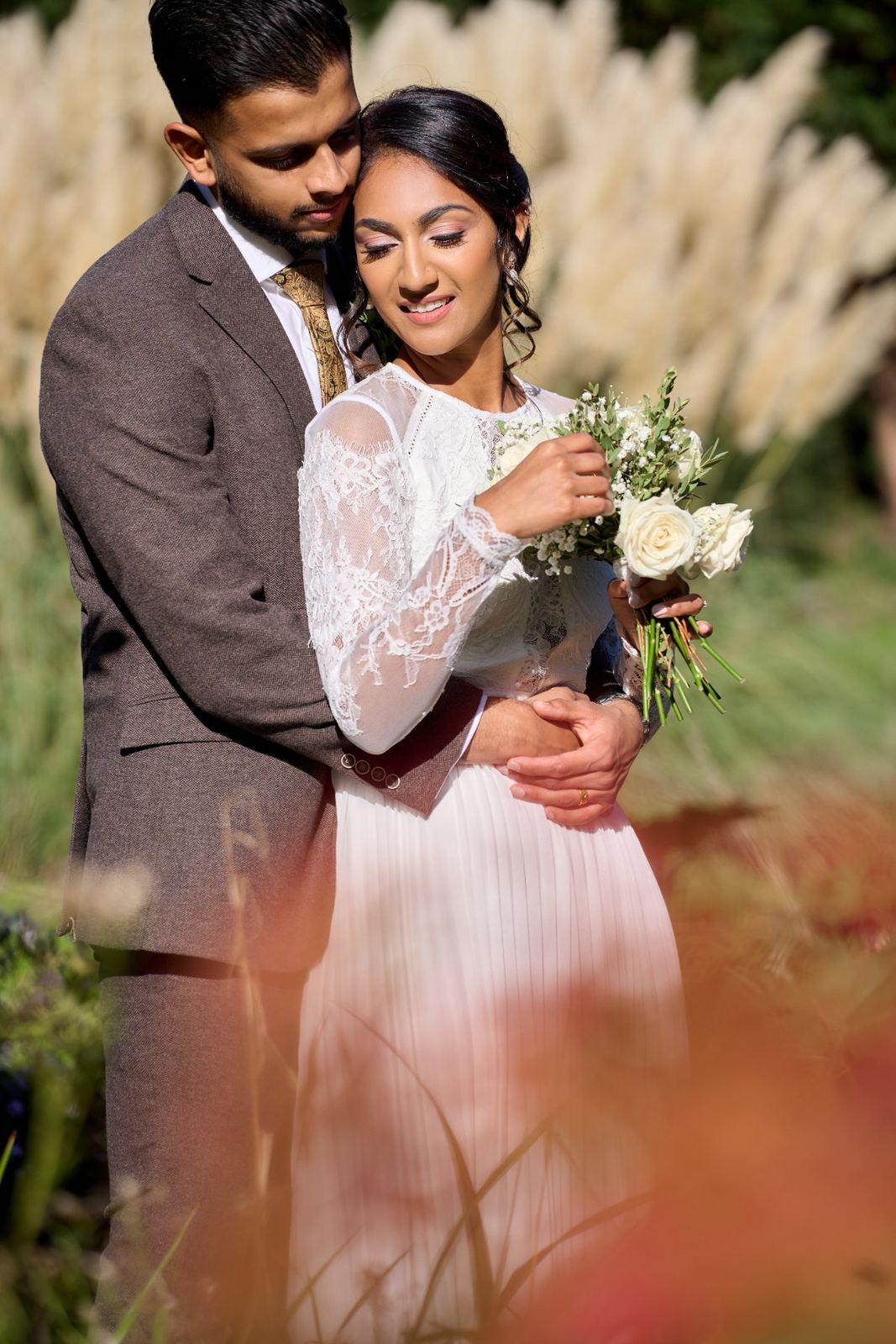 Roshni & Arjun wedding at Sattavis pattidar Centre — Asian wedding photography by Heston Photo