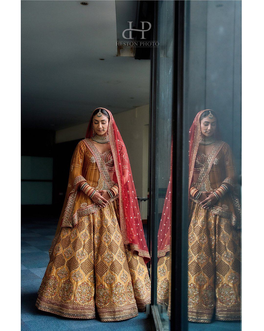 Roshni & Arjun wedding at Sattavis pattidar Centre — Asian wedding photography by Heston Photo