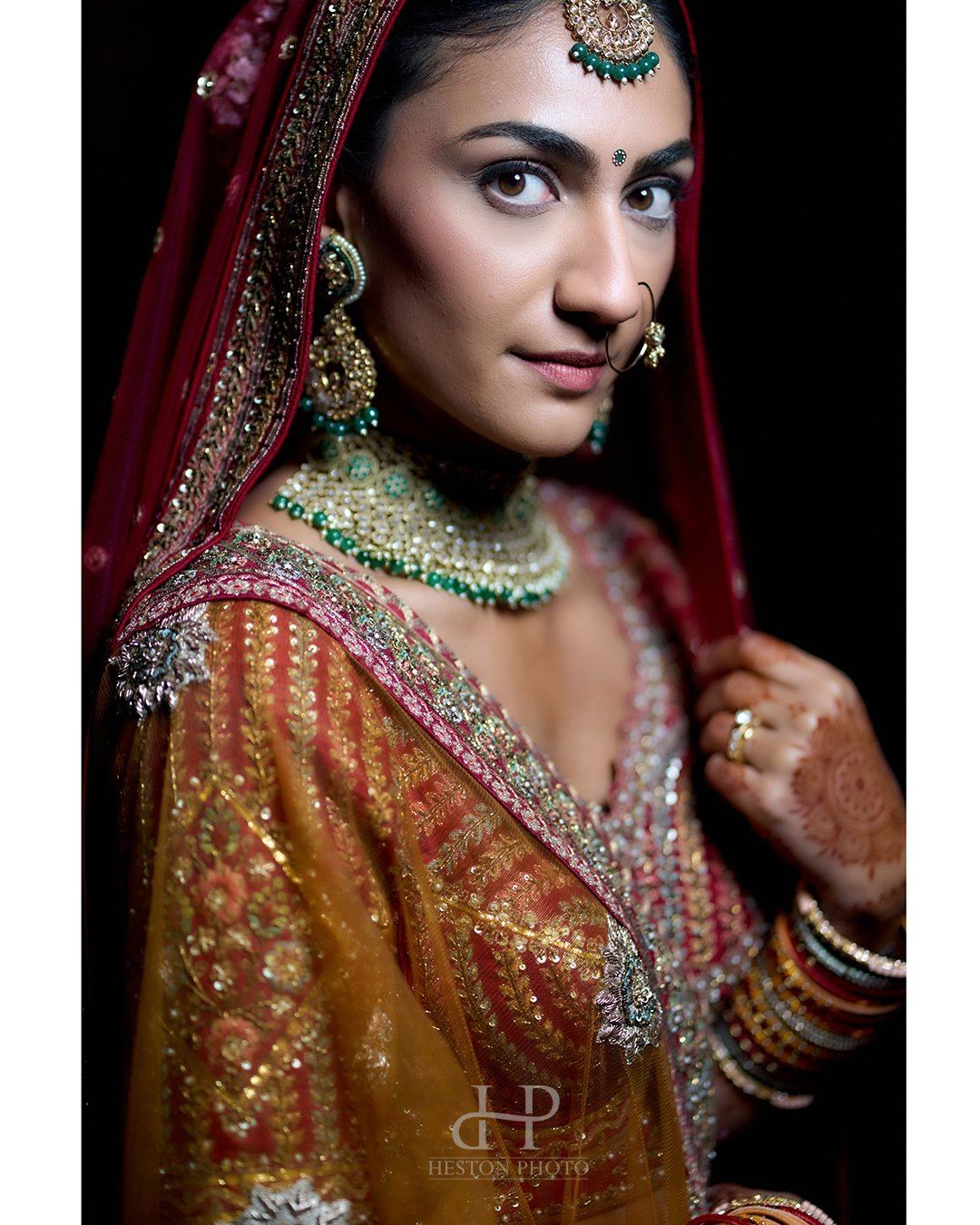 Roshni & Arjun wedding at Sattavis pattidar Centre — Asian wedding photography by Heston Photo