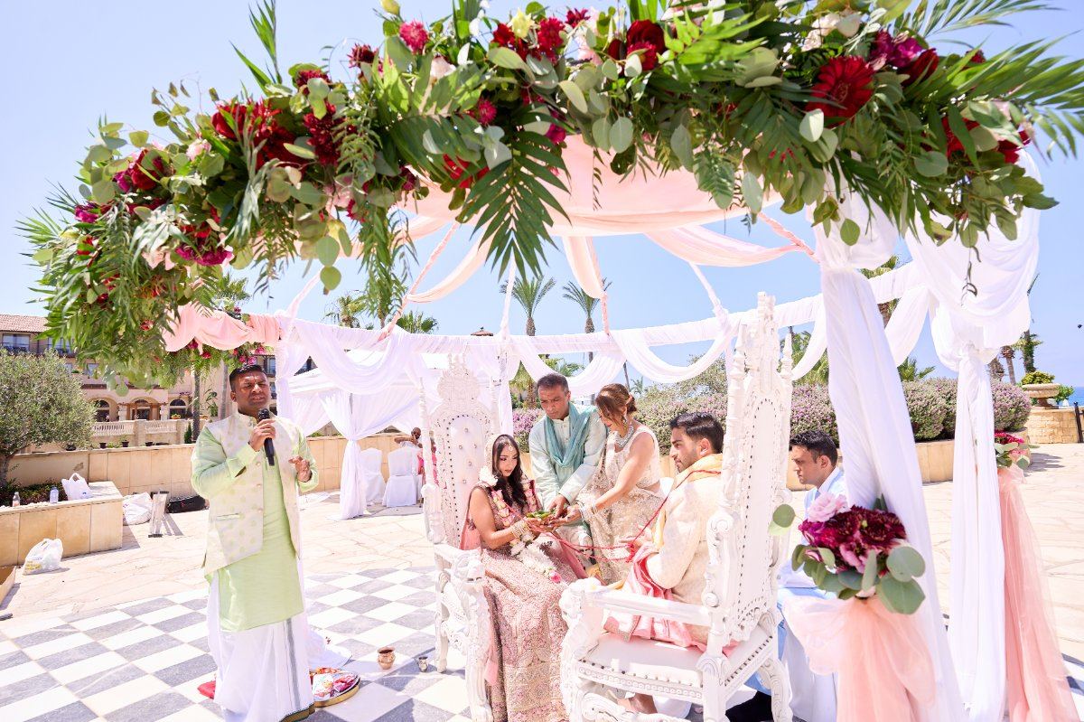 Shreeya & Hiral wedding at Cyprus — Asian wedding photography by Heston Photo