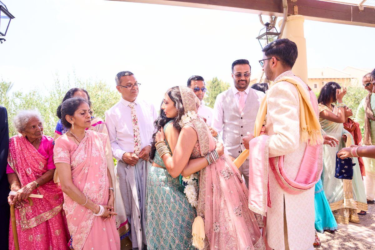 Shreeya & Hiral wedding at Cyprus — Asian wedding photography by Heston Photo