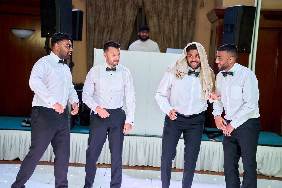 Shreeya & Hiral wedding at Cyprus — Asian wedding photography by Heston Photo