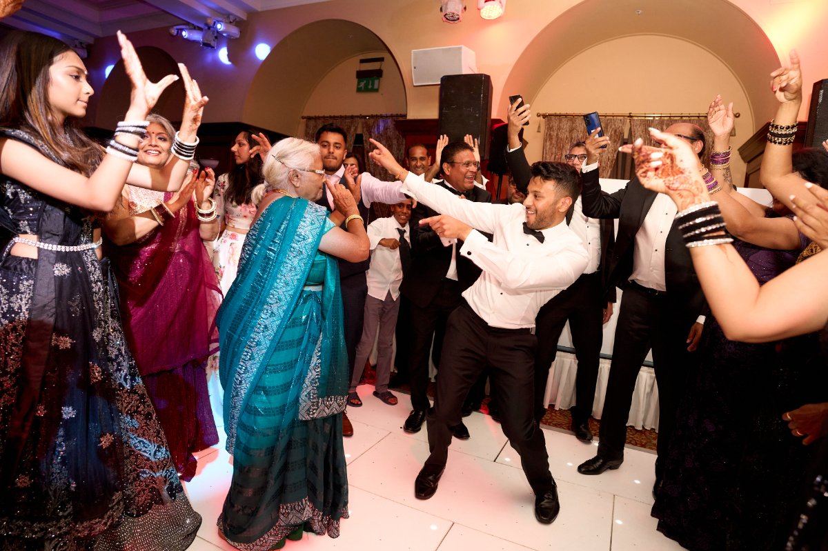 Shreeya & Hiral wedding at Cyprus — Asian wedding photography by Heston Photo