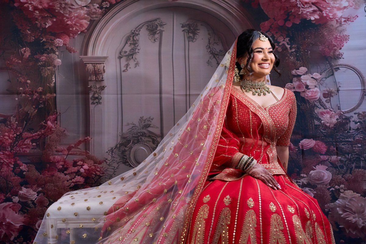 Vandna & Kiran wedding at Willesden temple — Asian wedding photography by Heston Photo