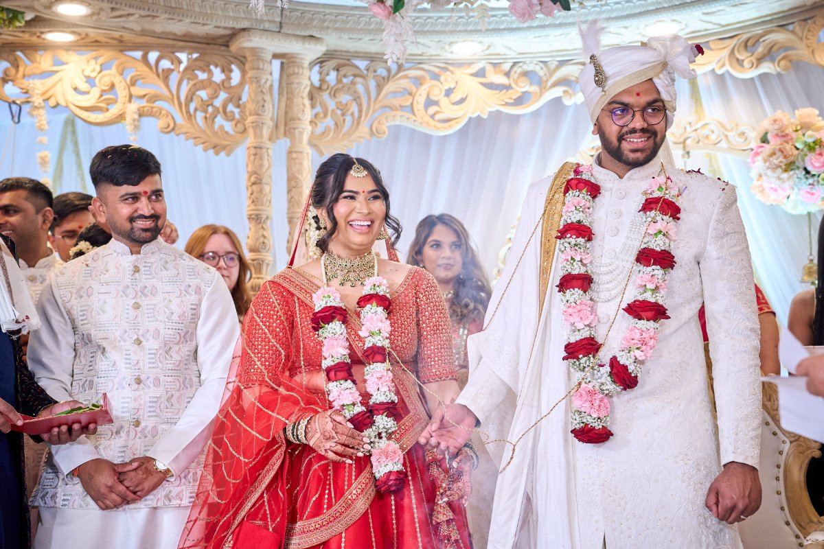 Vandna & Kiran wedding at Willesden temple — Asian wedding photography by Heston Photo