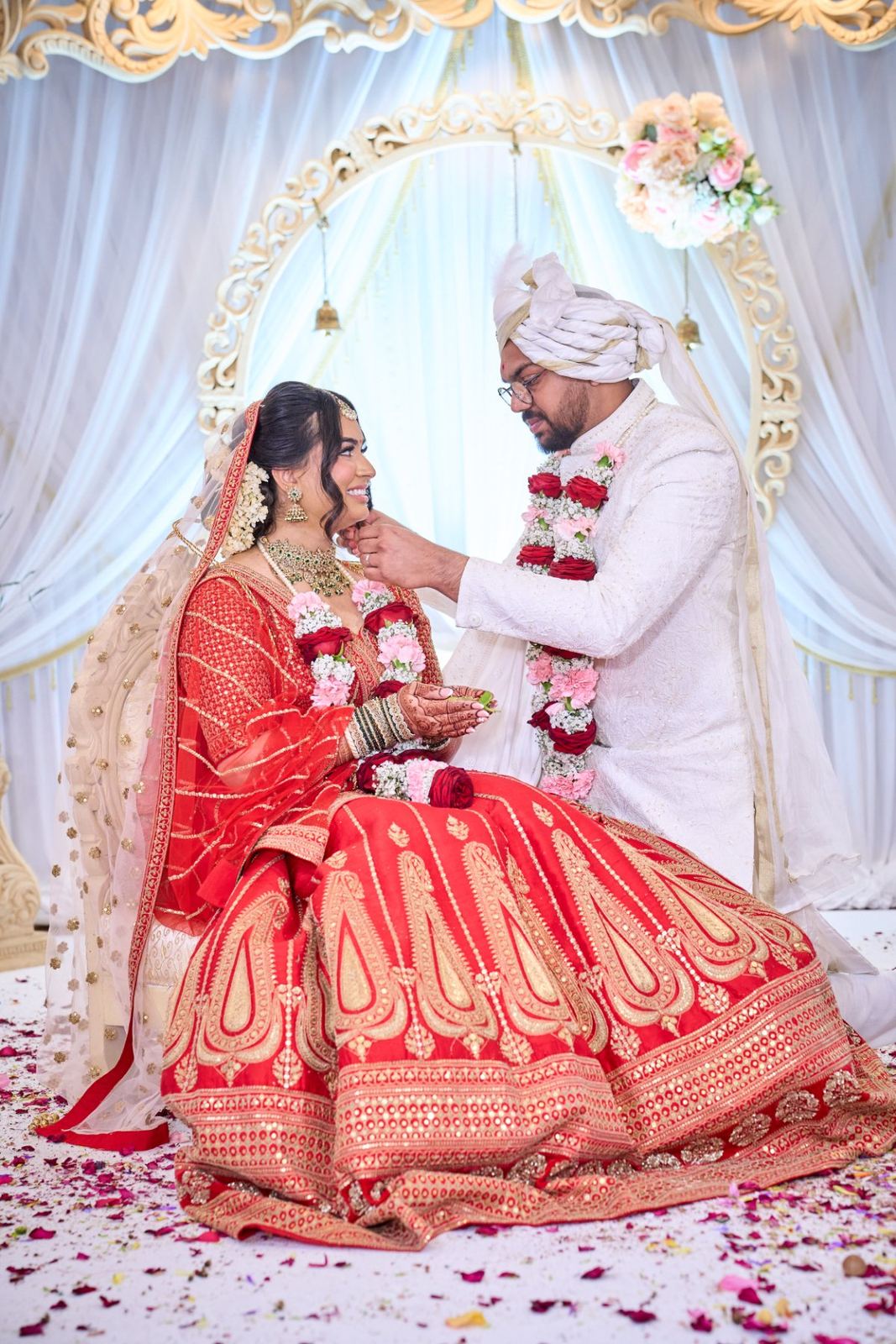 Vandna & Kiran wedding at Willesden temple — Asian wedding photography by Heston Photo