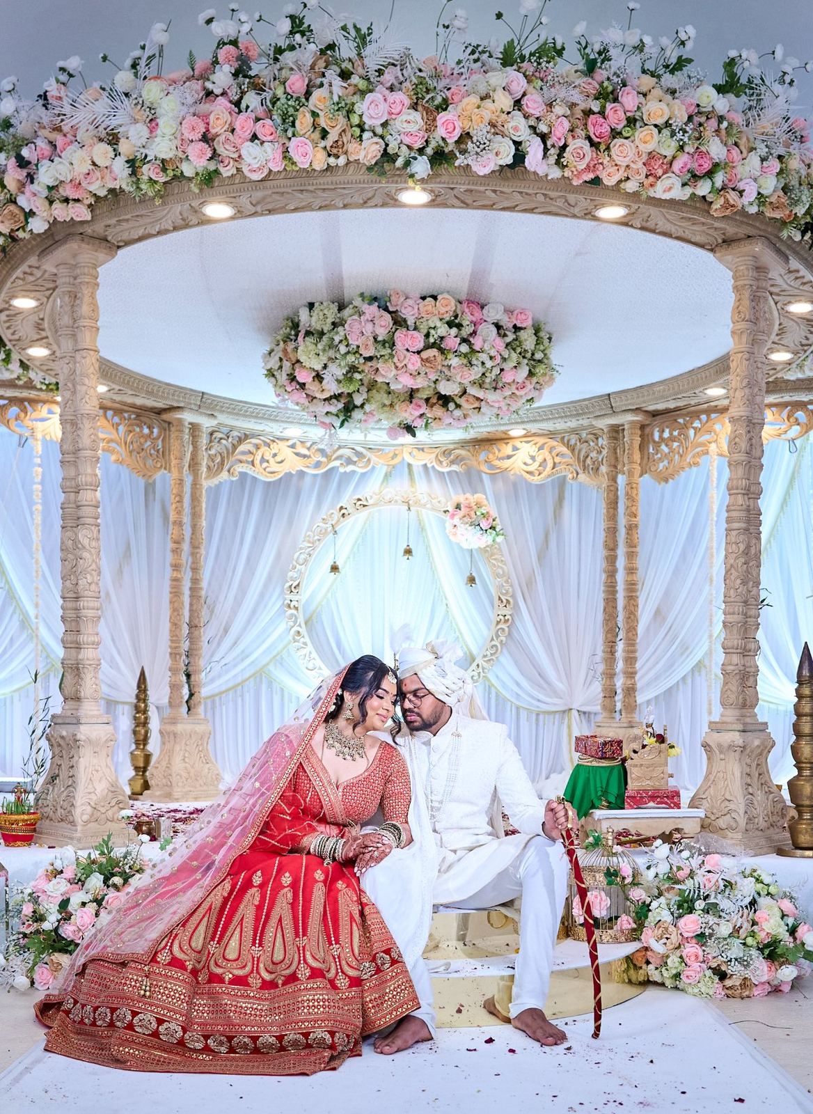 Vandna & Kiran wedding at Willesden temple — Asian wedding photography by Heston Photo